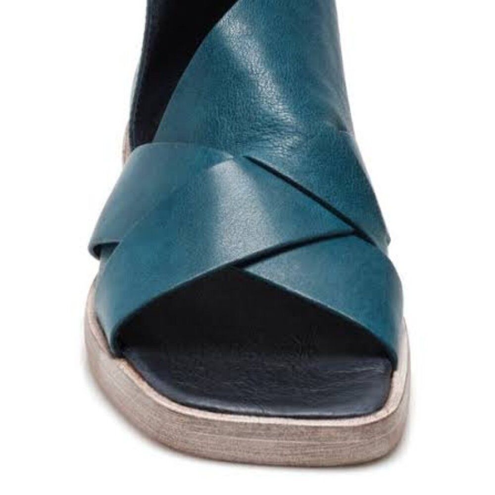 FREE PEOPLE Sun Valley Crisscross Strap Leather Sandal Size 38 NWT teal‎ azure - Picture 3 of 8